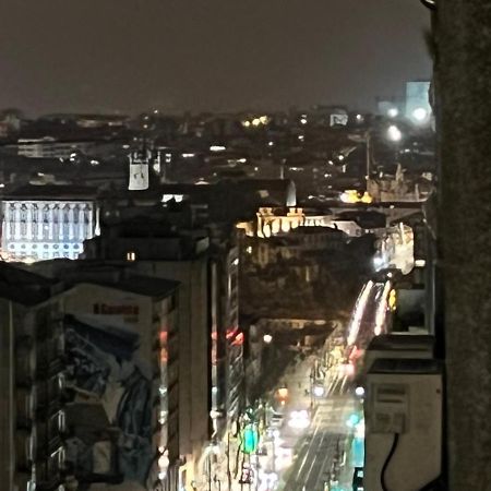 Modern & Central 3 Minutes From The River Вила-Нова-ди-Гая Экстерьер фото