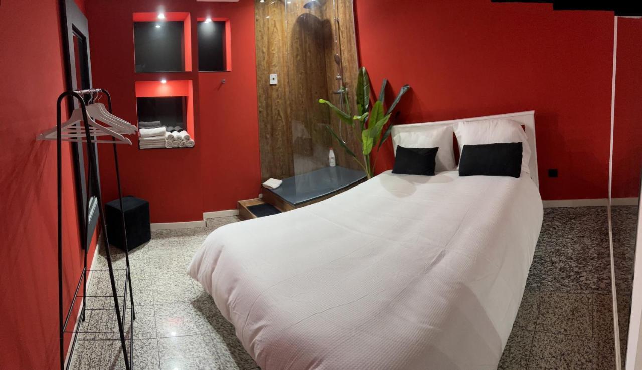 Modern & Central 3 Minutes From The River Вила-Нова-ди-Гая Экстерьер фото