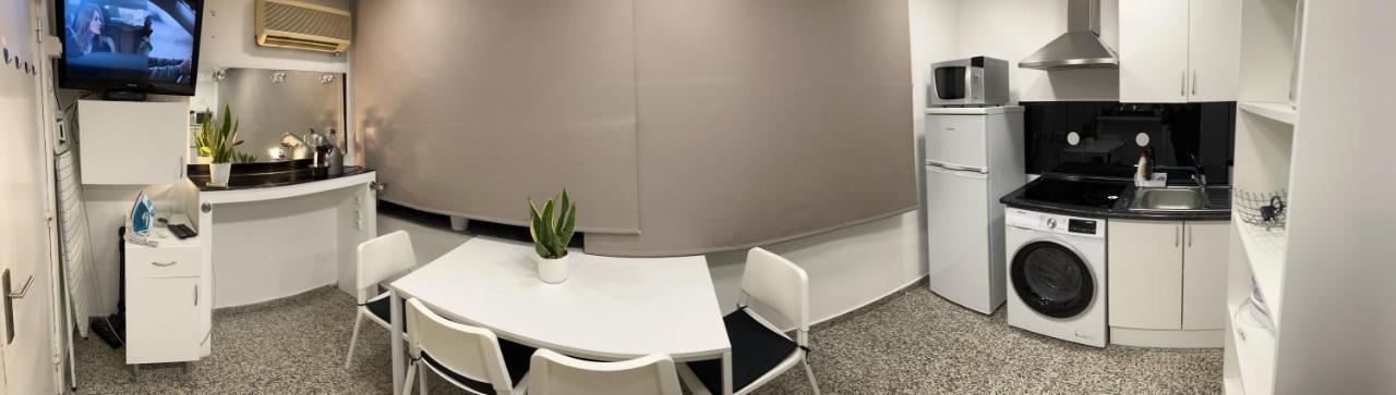 Modern & Central 3 Minutes From The River Вила-Нова-ди-Гая Экстерьер фото